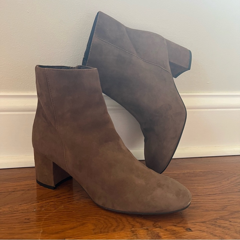 J.Crew Hadley Suede Block Heel Ankle Boots Brown size 8